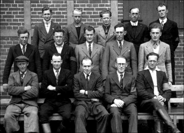 1987-45-01uglev-gruppenkant.jpg